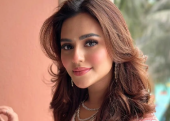  Nusraat Faria