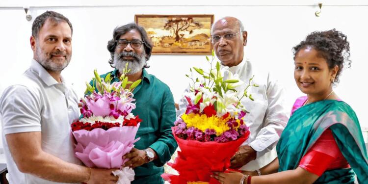 All is not well within the ruling alliance in Jharkhand.