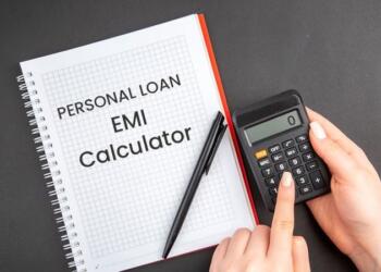 Advantages of Using an EMI Calculator Before Applying for a Personal Loan