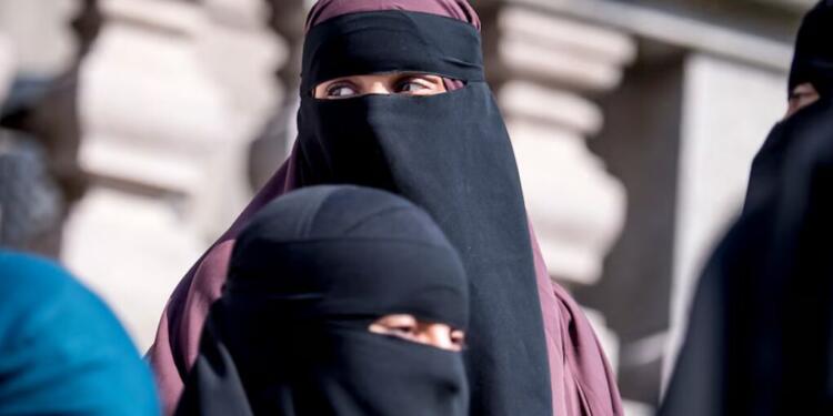 should India ban Niqab?