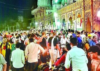 Lakhs Flock to Govardhan for Mudia Purnima Mela on Guru Purnima