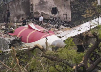 Air India Crash Mystery: No Bird Hit, Ignored FAA Alert, and Fuel Switches Off