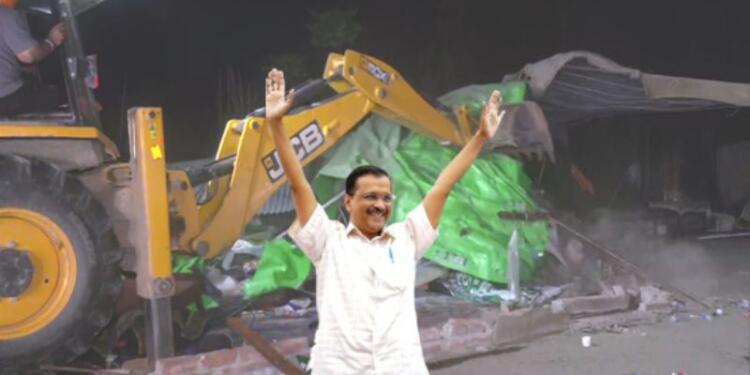 Trump clone in India? Kejriwal demands a Nobel prize for himself