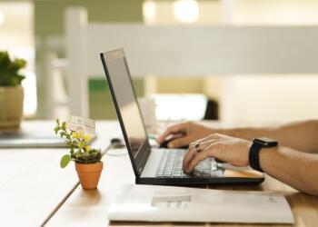 Improve Gaming Clips with AI Video Upscaler on CapCut PC