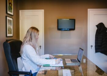 What Learners Say about Simplilearn AI Course Reviews?