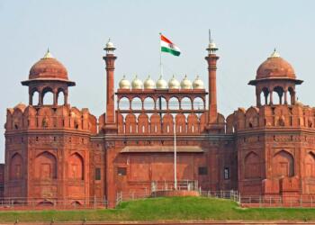 5 illegal Bangladeshi immigrants arrested for forcibly trying to enter Red Fort: Delhi Police