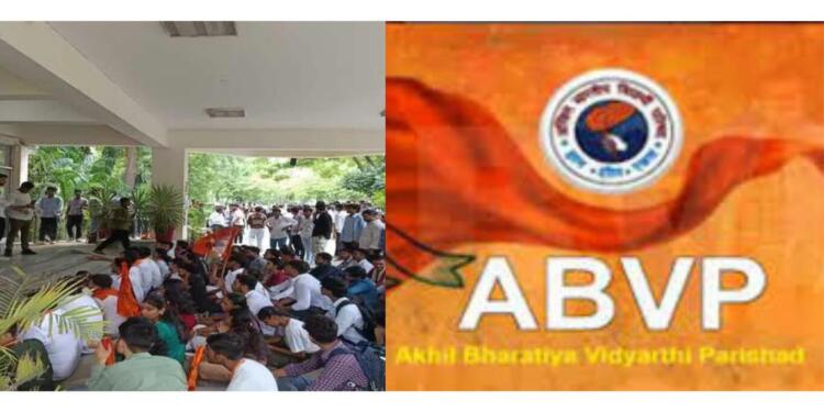 ABVP stages protests across all colleges of Delhi University against the imposition of Rs1 lakh election bond