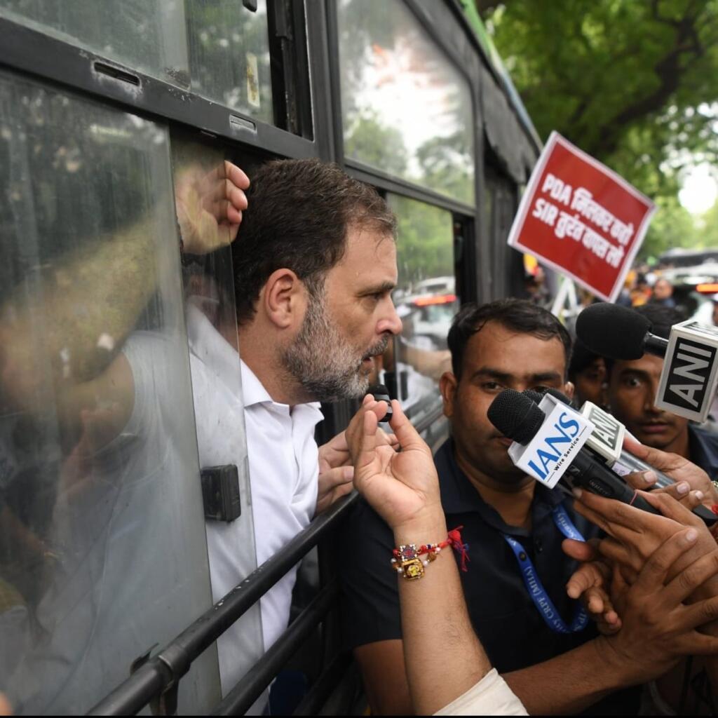 Congress Refuses to Clarify its Vote Theft Allegation to EC, Rahul, INDI Bloc Leaders Detained