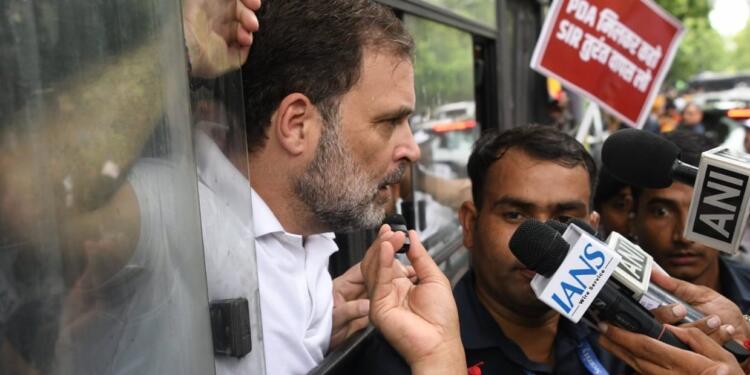 Congress Refuses to Clarify its Vote Theft Allegation to EC, Rahul, INDI Bloc Leaders Detained