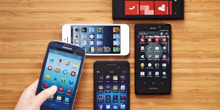 India Becomes Top Smartphone Supplier to US, Electronics Manufacturing Hits Rs 12 Lakh Cr, Despite Tariff Tussle