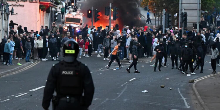 Massive protests erupt in Ireland after alleged assault by migrant — West crumbles under unchecked immigration