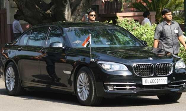 PM Modi’s Armoured Convoy Washed at Public Car-Wash — Major Security Protocol Breach