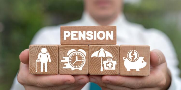 How Senior Citizens Can Choose the Right Retirement Pension Plan and Pension Scheme
