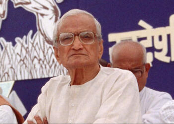 Dattopant Thengadi: A Tribute to the Visionary Architect of India’s Indigenous Labour Movement