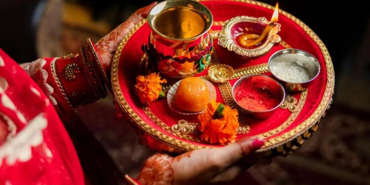 Karwa Chauth : It’s Origin From Mahabharata & The Story of Queen Veeravati