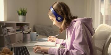 Why NISM Mock Test is Essential for Clearing Certification Exams