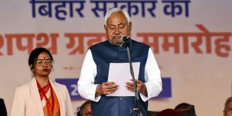 Political Tightrope of Nitish Kumar: From Modi Ally to Lalu Foe – Key Facts Behind the Enigma