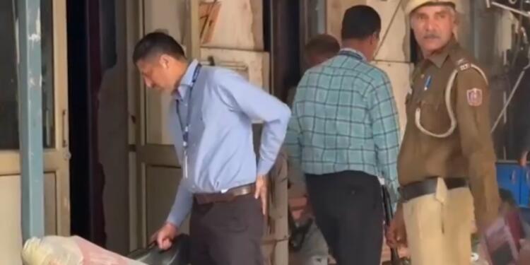 Delhi on High Alert: JeM Bomb Threats Target 2 CRPF Schools, 3 Courts After Red Fort Blast