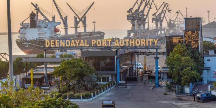 Deendayal Port in Kandla Becomes India’s Fastest Major Port to Cross 100 Million Tons in FY 2025–26, Fuels Maritime Push for Viksit Bharat