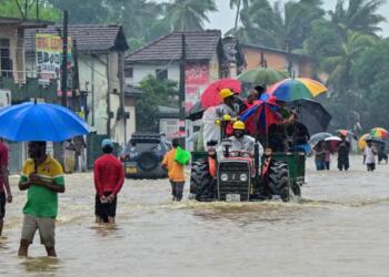Cyclone Ditwah Ravages Sri Lanka as 123 Dead,130 Missing; India launches Operation Sagar Bandhu, Dispatches 12 Tons of Relief Aid