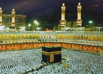 “42 Indians Feared Dead as Umrah Pilgrims’ Bus Bursts Into Flames After Collision Near Medina”