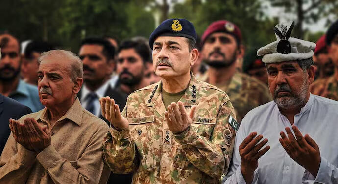 Pakistan’s Parliament Expands Military Power, Curbs Supreme Court Authority: Critics Warn of “Death Knell” for Democracy