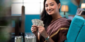 Is a ₹15,000 Small Instant Loan Right for You? Here’s What You Should Know