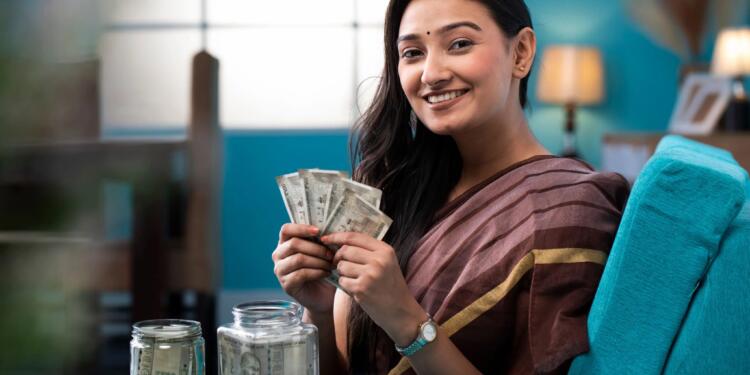 Is a ₹15,000 Small Instant Loan Right for You? Here’s What You Should Know