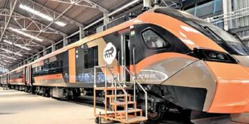 Shatabdis Set for Phase-Out as Railways Plans 1,500 Vande Bharat Chair Car Coaches