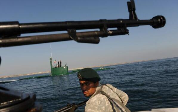 Verge of Military Action: US Builds Up Biggest Deployment Force Since Iraq War as Trump Weighs Strike Options on Iran