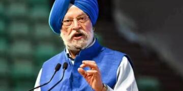 Hardeep Singh Puri: No Lockdown In India