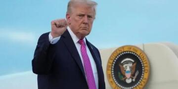 US Deploys Thousands More Troops to Middle East as Trump Claims Iran Talks, Tehran Denies “Fake News”