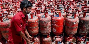 No Fuel Shortage Nationwide; LPG Supply on Priority, Assures Centre