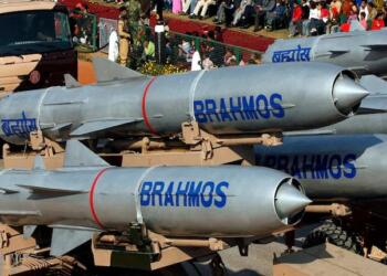 Next‑Gen Warfare: Indian Army to Order 800‑km BrahMos Missiles to Boost Long‑Range Strike Capability