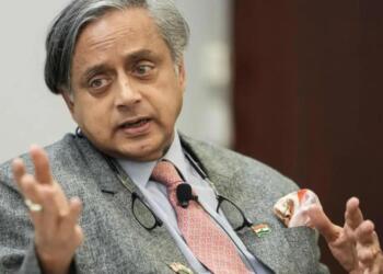 Shashi Tharoor’s Gunman, Driver Attacked By Group of Miscreants in Kerala’s Malappuram; 1 held