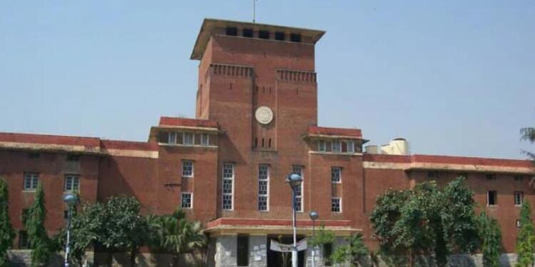 Bomb Scare at Delhi University: Ramjas, Miranda House Receive Threats Via Emails; Campuses Evacuated