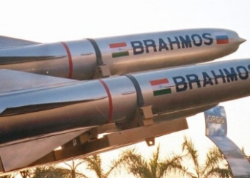 Historic Leap for ‘Aatmanirbhar Bharat’ as First India-Made BrahMos Missiles from Lucknow Join Indian Army