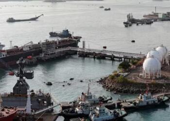 The Hormuz Standoff: Sanctioned Chinese Tanker Forced into U-Turn as US Blockade Holds; How Will China Respond?