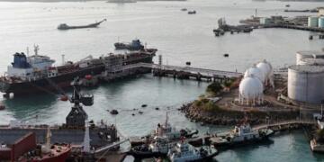 The Hormuz Standoff: Sanctioned Chinese Tanker Forced into U-Turn as US Blockade Holds; How Will China Respond?