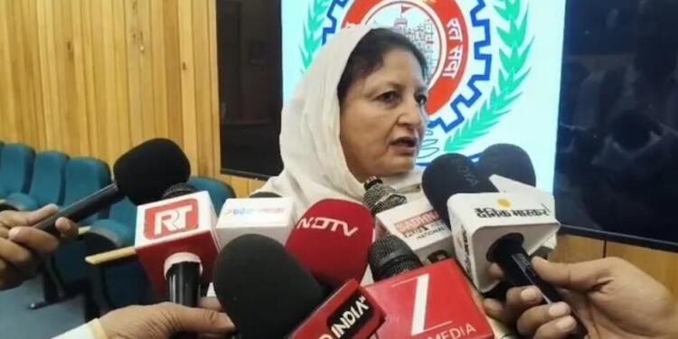 Vande Mataram Row: FIR Filed Against Two Congress Councillors in Indore; Protests Flare in Bhopal