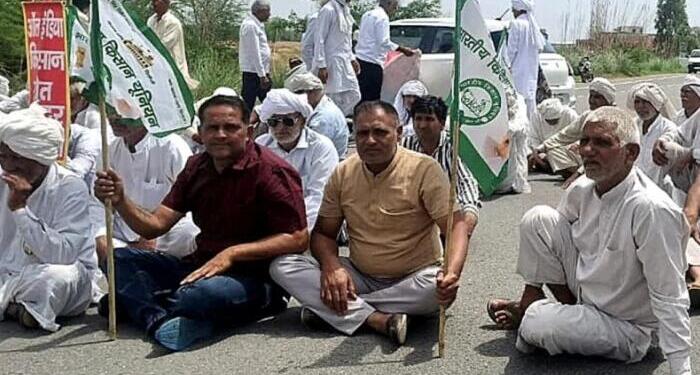 Farmer Protest Against Biometric Verification In Mandis