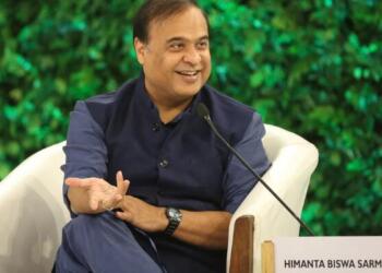 Poll violence shadows record voter turnout in Bengal