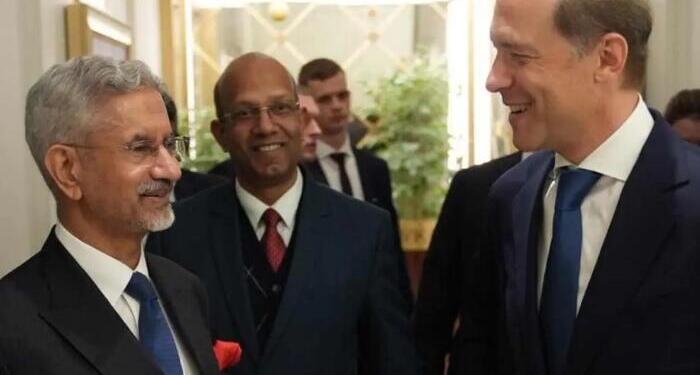 Manturov Meets Jaishankar