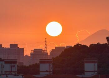 India’s Northern Plains Burn Under Brutal Heatwave as IMD Warns of Escalating Temperature Crisis
