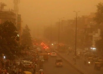 Delhi Braces for Dust Storm Fury as IMD Warns of Violent Winds, Toxic Air and Escalating Heatwave