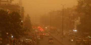 Delhi Braces for Dust Storm Fury as IMD Warns of Violent Winds, Toxic Air and Escalating Heatwave