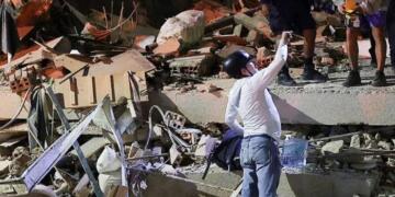 39 Seconds of Terror: How Twin Mega-Quakes Brought Venezuela to a Standstill