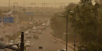 120 kmph Winds Tear Through Delhi, Trigger Dust Storm, Torrential Rain and Widespread Flight Chaos