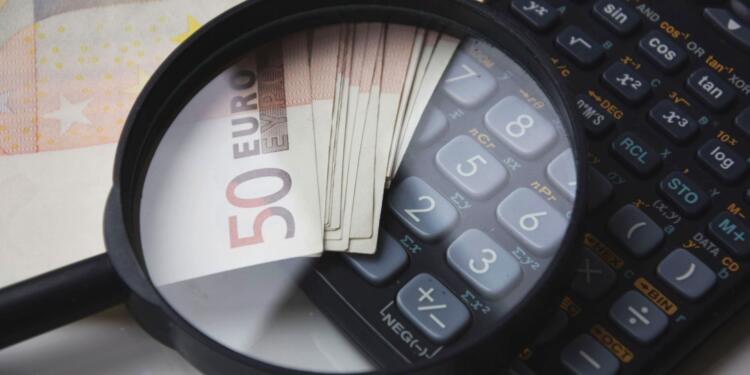 What Evidence is Used to Calculate Economic Damages?