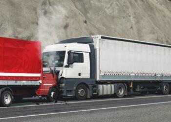 Reasons a Truck Accident Case May Go to Trial